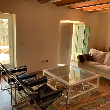 Casa Zelig فيلة Ullá